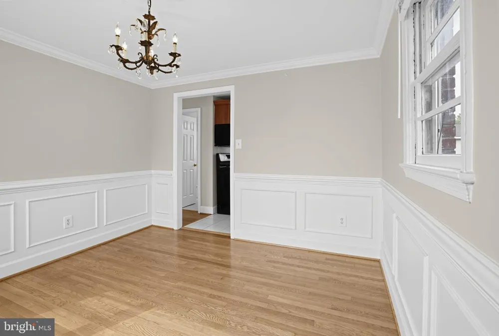 2004 LANGLEY STREET Arlington, VA 22204