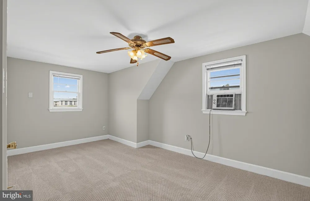 2004 LANGLEY STREET Arlington, VA 22204