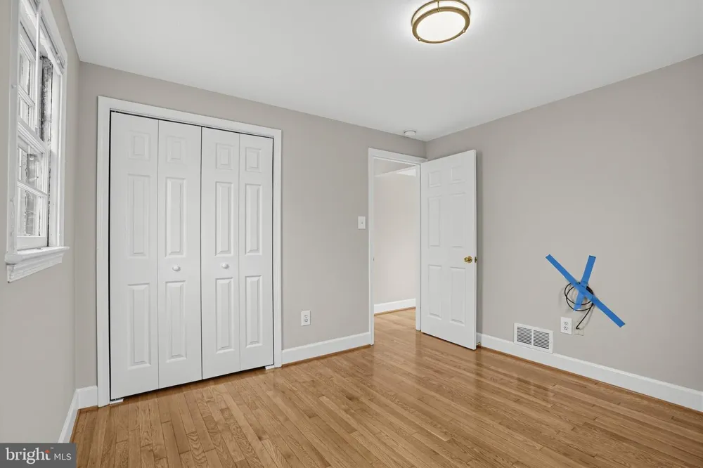 2004 LANGLEY STREET Arlington, VA 22204