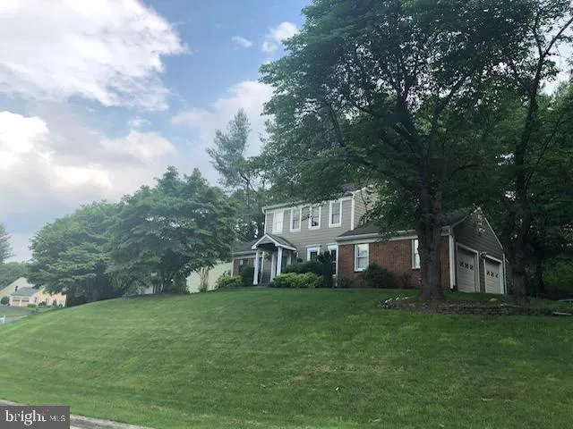 1700 ABBEY OAK DRIVE Vienna, VA 22182