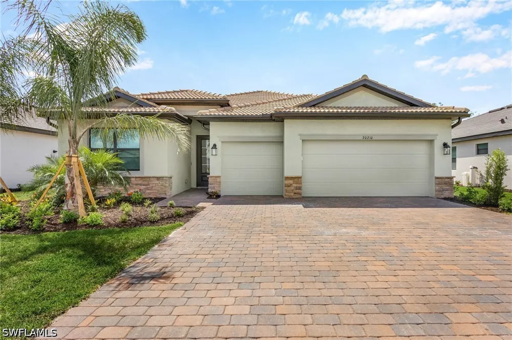 Kingmont Drive Estero, FL 33913