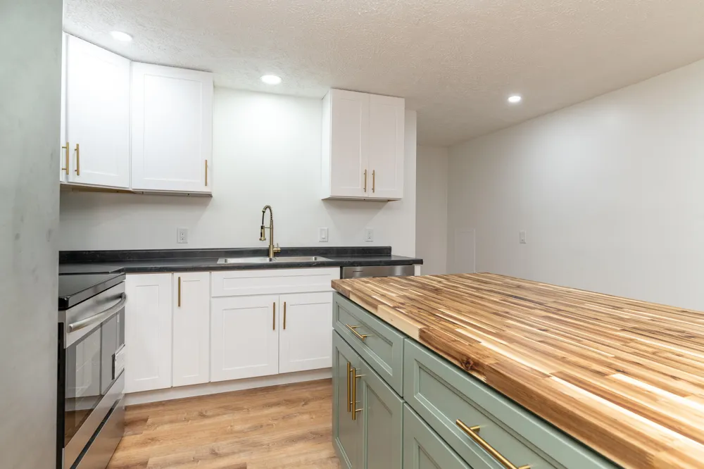7400 Riverview Drive Kalamazoo, MI 49004