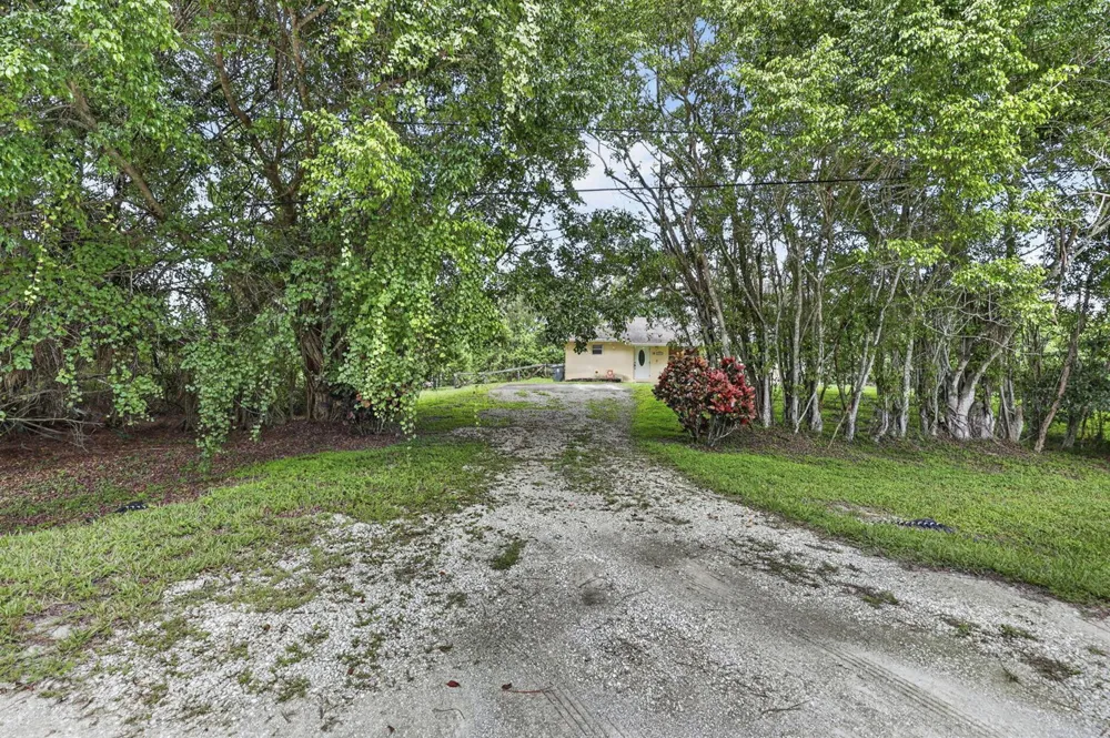 18725 43RD ROAD Loxahatchee, FL 33470