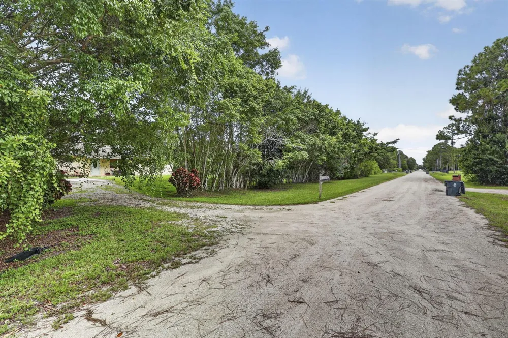 18725 43RD ROAD Loxahatchee, FL 33470