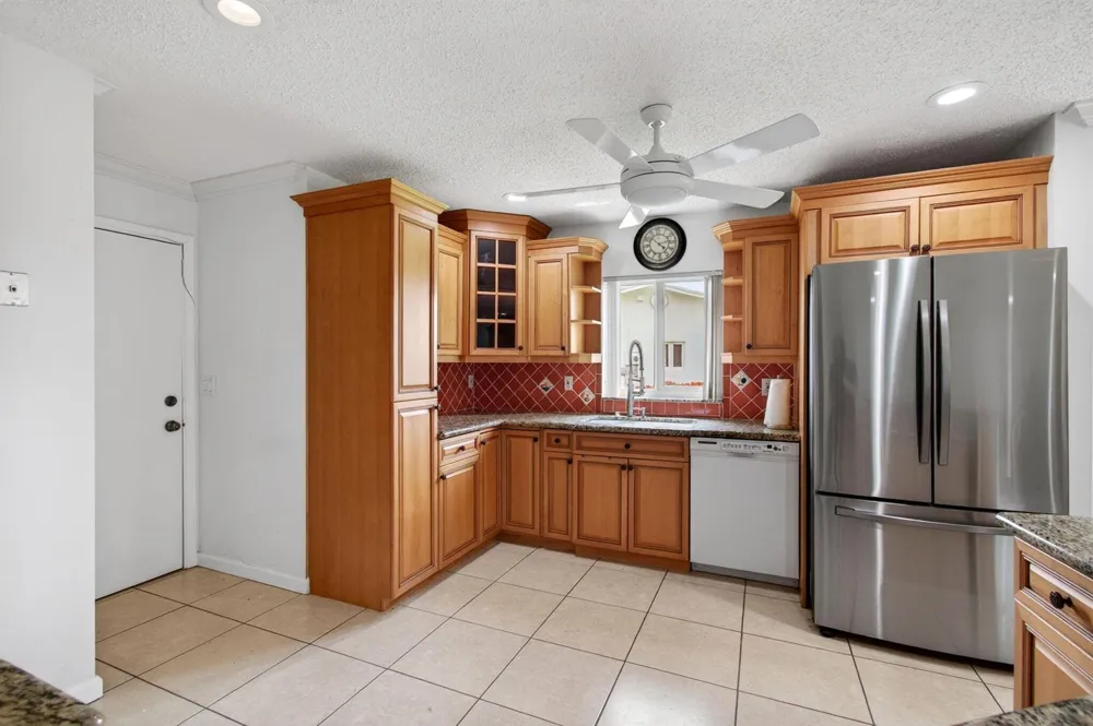 6049 Dusenburg Road Delray Beach, FL 33484