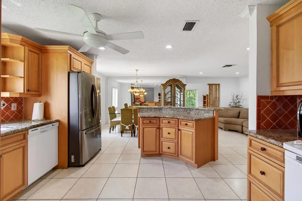6049 Dusenburg Road Delray Beach, FL 33484