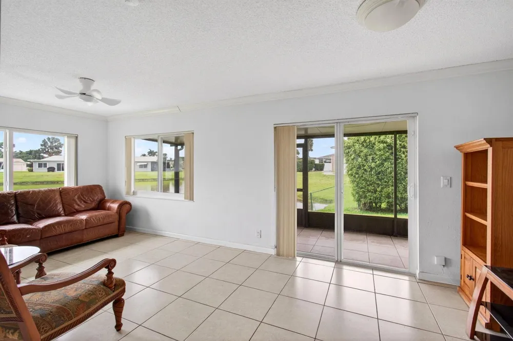 6049 Dusenburg Road Delray Beach, FL 33484