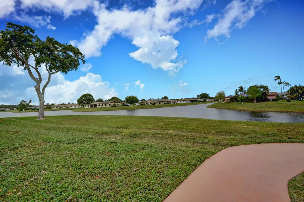 6049 Dusenburg Road Delray Beach, FL 33484