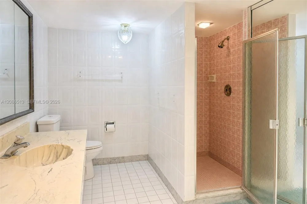 1865 S Ocean Dr #14D Hallandale Beach, FL 33009