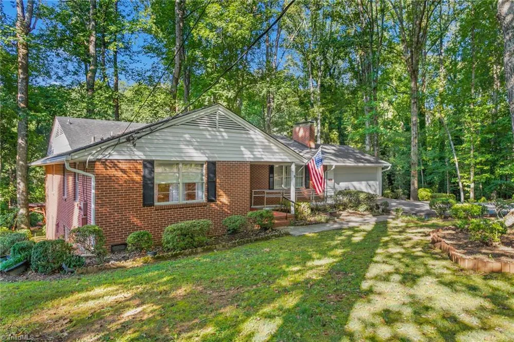 3430 Forest Lane Winston-Salem, NC 27040