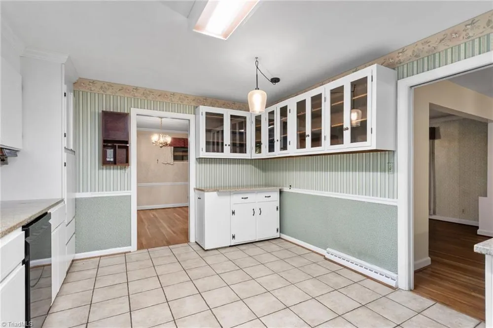 3430 Forest Lane Winston-Salem, NC 27040