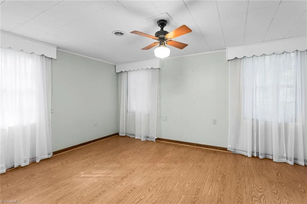 3430 Forest Lane Winston-Salem, NC 27040