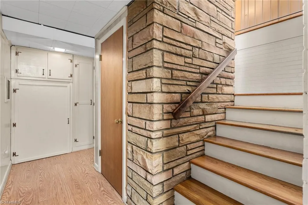 3430 Forest Lane Winston-Salem, NC 27040