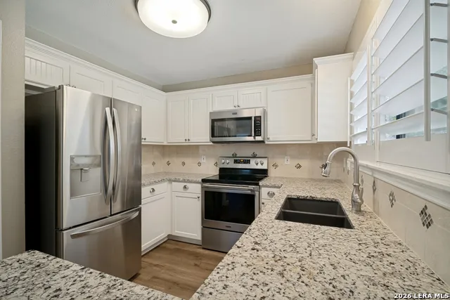 4459 BRUSHY HL San Antonio, TX 78217
