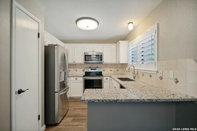 4459 BRUSHY HL San Antonio, TX 78217