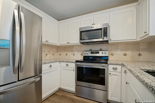 4459 BRUSHY HL San Antonio, TX 78217