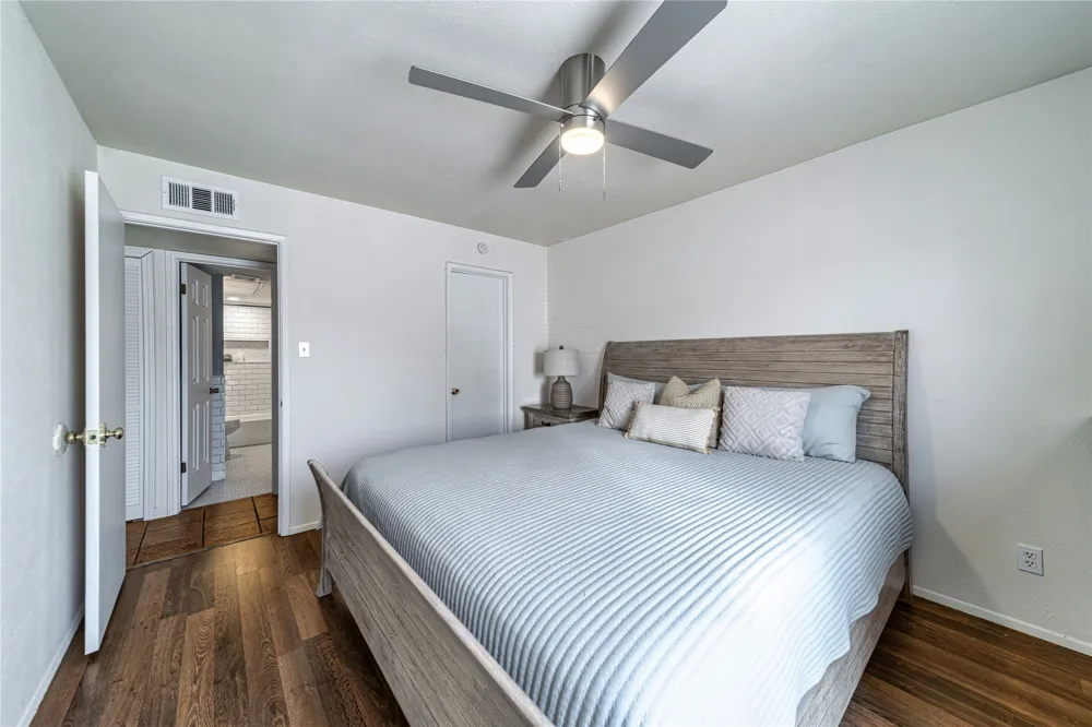 6036 Bogard Drive The Colony, TX 75056