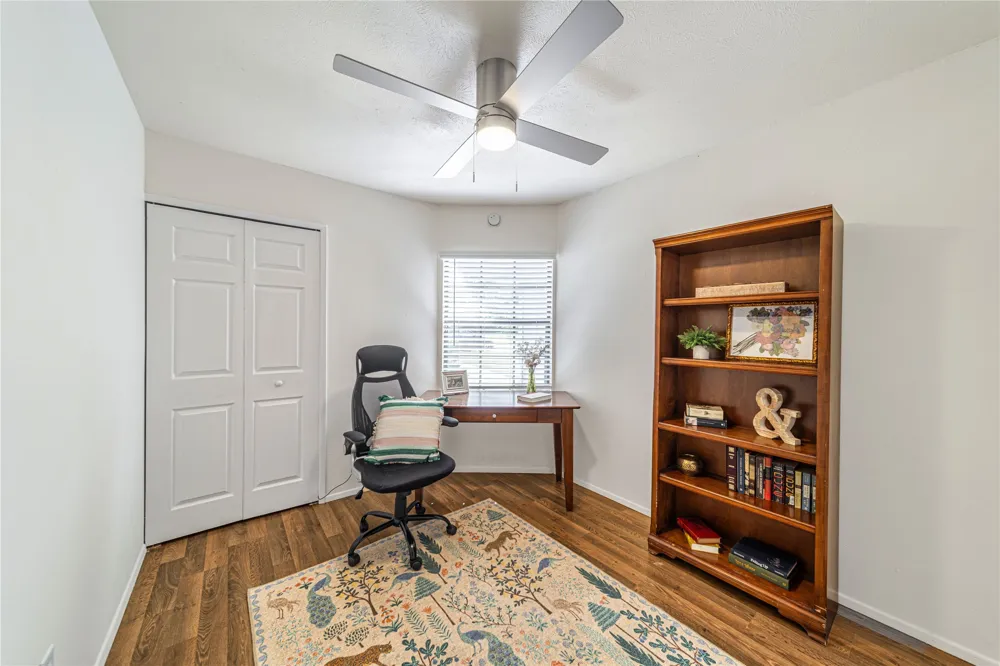 6036 Bogard Drive The Colony, TX 75056