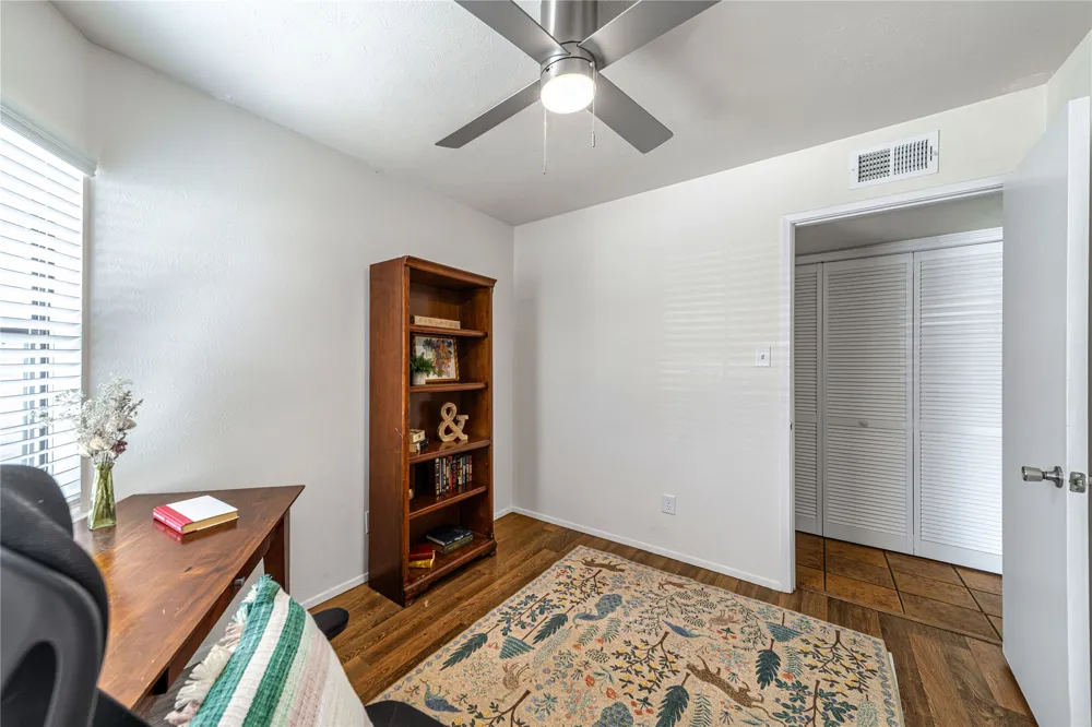 6036 Bogard Drive The Colony, TX 75056