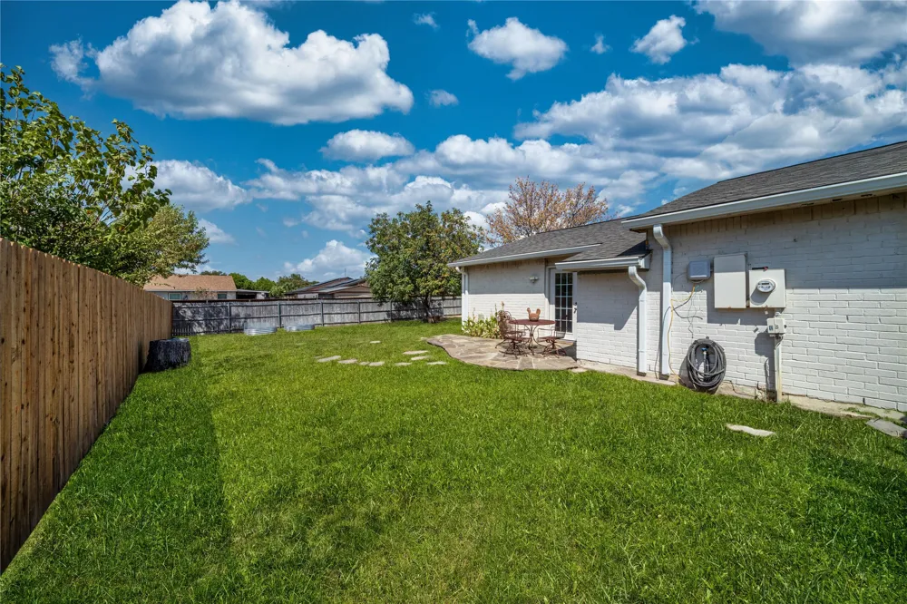 6036 Bogard Drive The Colony, TX 75056