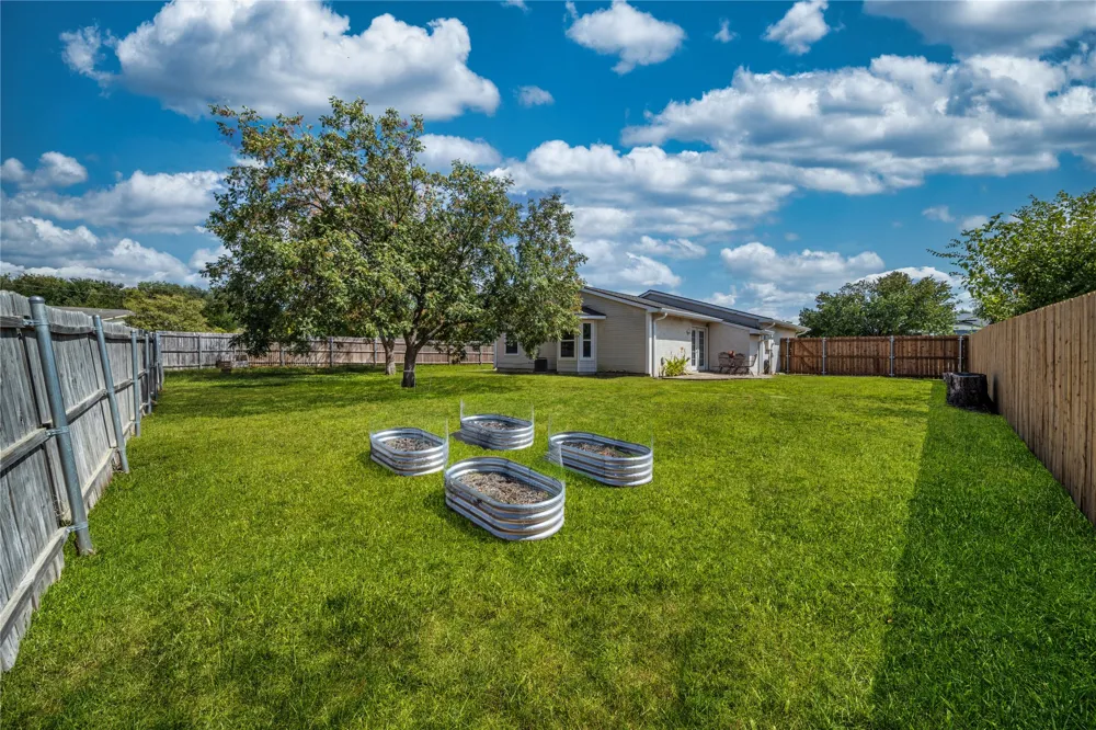 6036 Bogard Drive The Colony, TX 75056