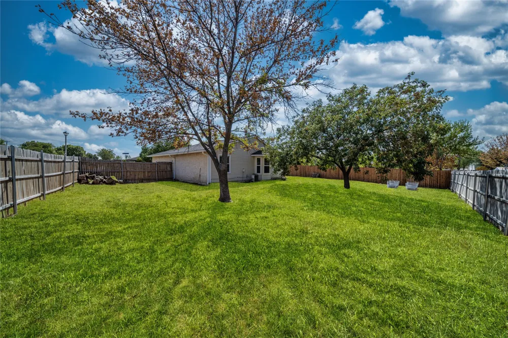 6036 Bogard Drive The Colony, TX 75056