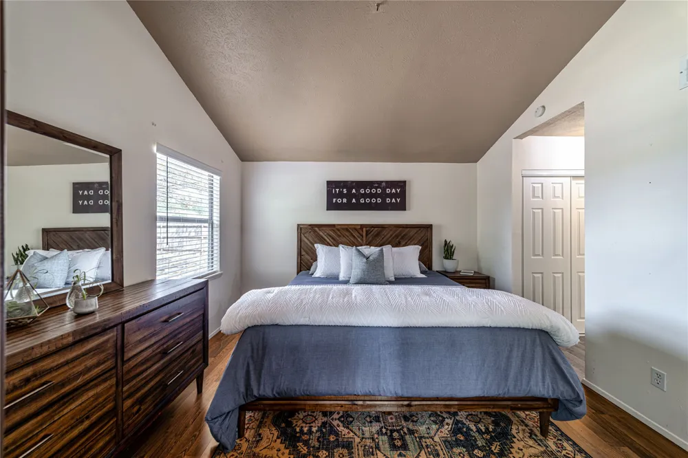 6036 Bogard Drive The Colony, TX 75056