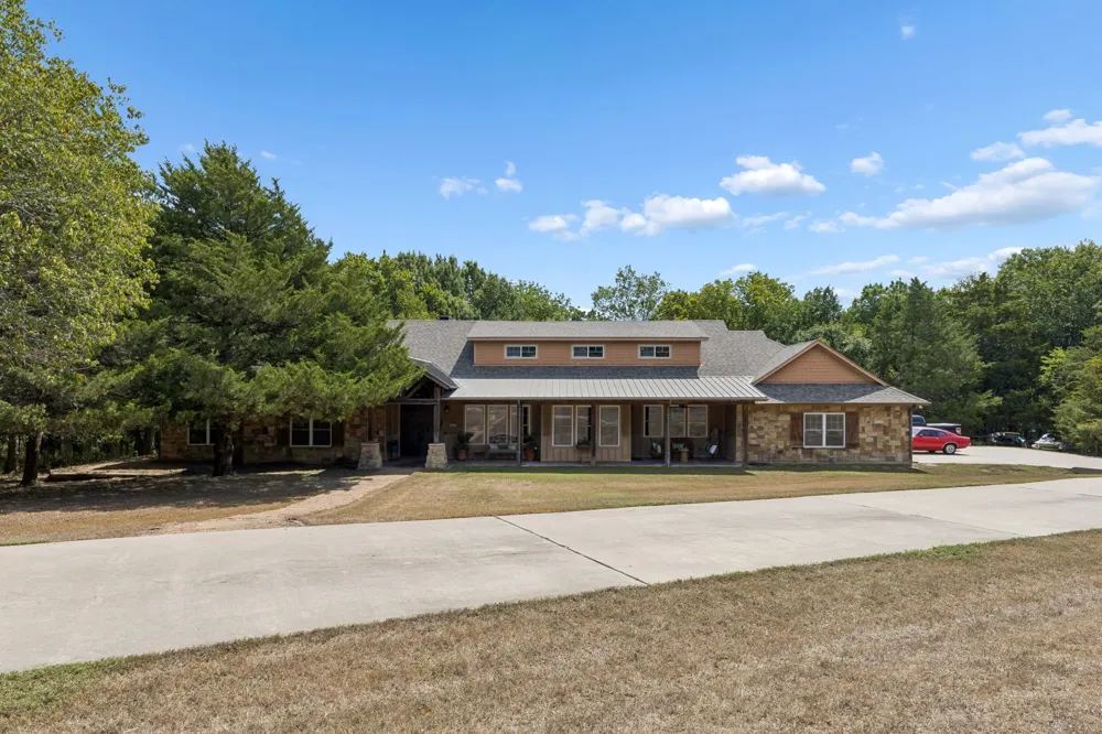 3227 Berry Hollow Melissa, TX 75454