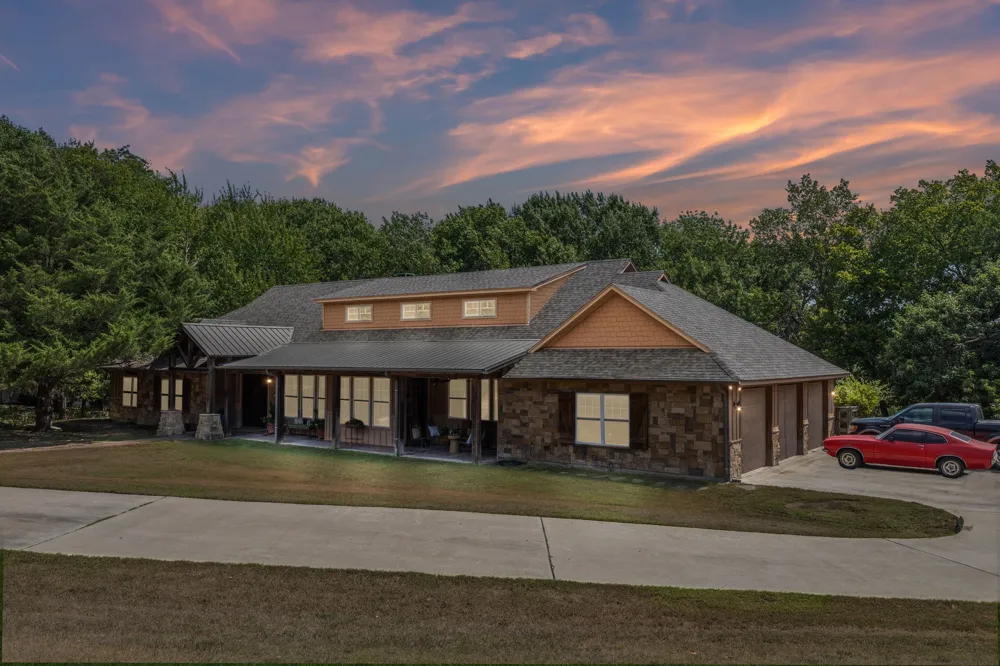 3227 Berry Hollow Melissa, TX 75454