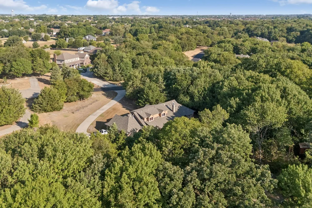 3227 Berry Hollow Melissa, TX 75454