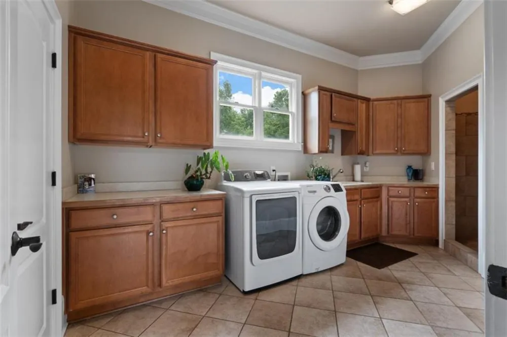 1005 Oak Mountain Road Carrollton, GA 30117