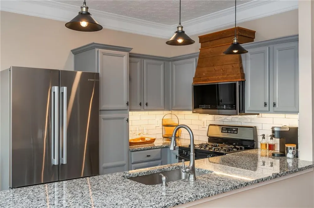 504 Blossom Way Woodstock, GA 30188