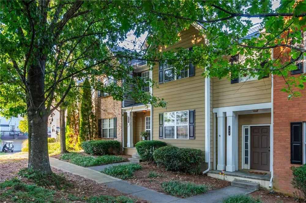 504 Blossom Way Woodstock, GA 30188