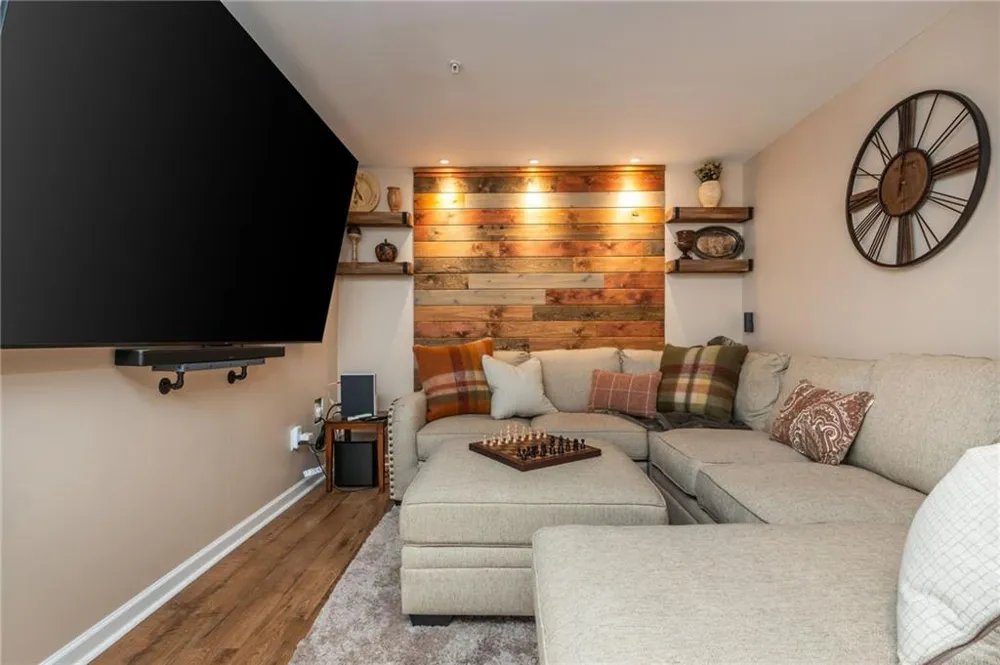 504 Blossom Way Woodstock, GA 30188