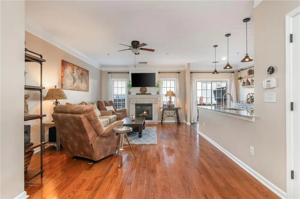 504 Blossom Way Woodstock, GA 30188