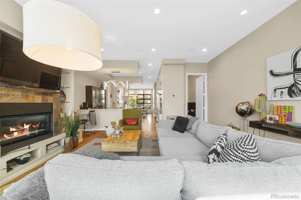 2312 Curtis Street Denver, CO 80205