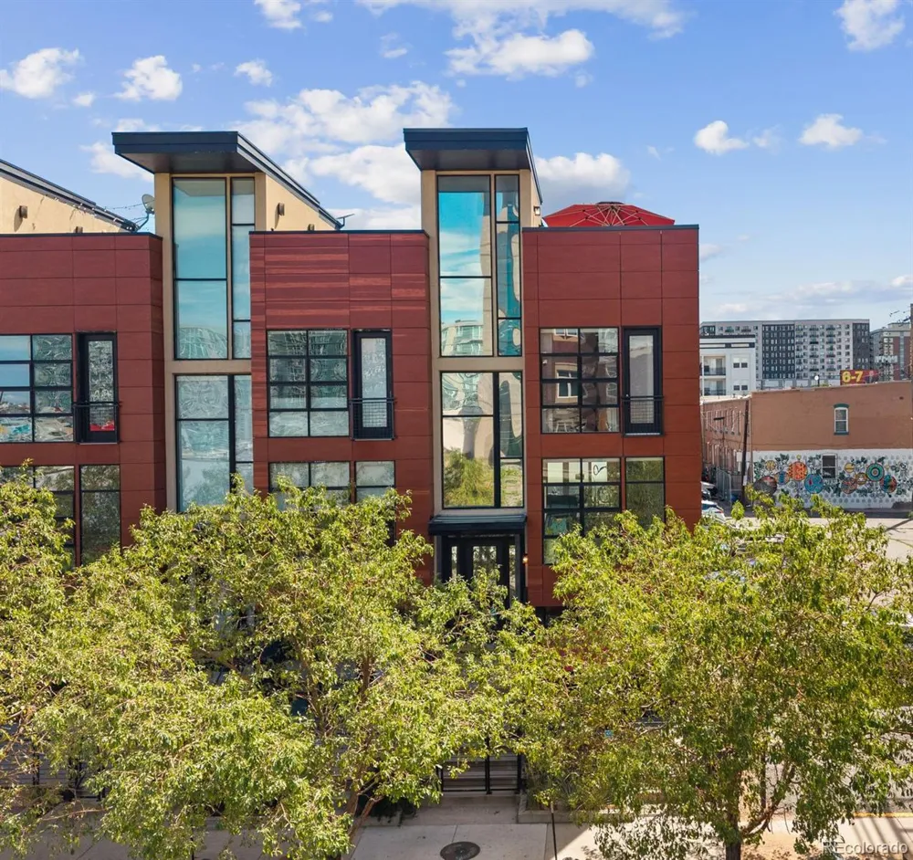 2312 Curtis Street Denver, CO 80205