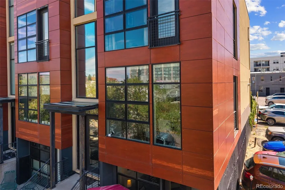 2312 Curtis Street Denver, CO 80205
