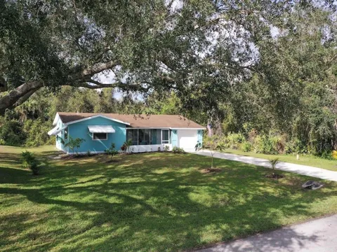 1379 SCROLL STREET