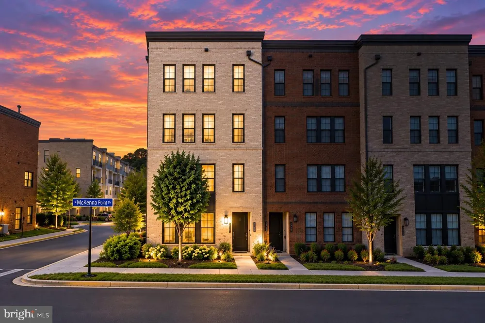 1746 MCKENNA POINT DRIVE #1601 Mclean, VA 22102