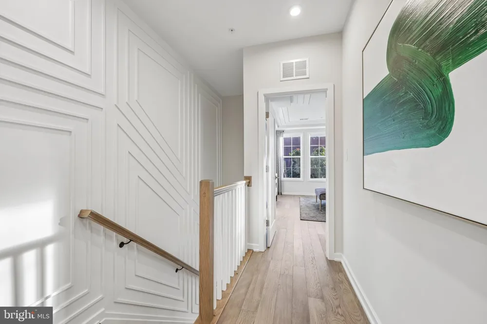 1746 MCKENNA POINT DRIVE #1601 Mclean, VA 22102