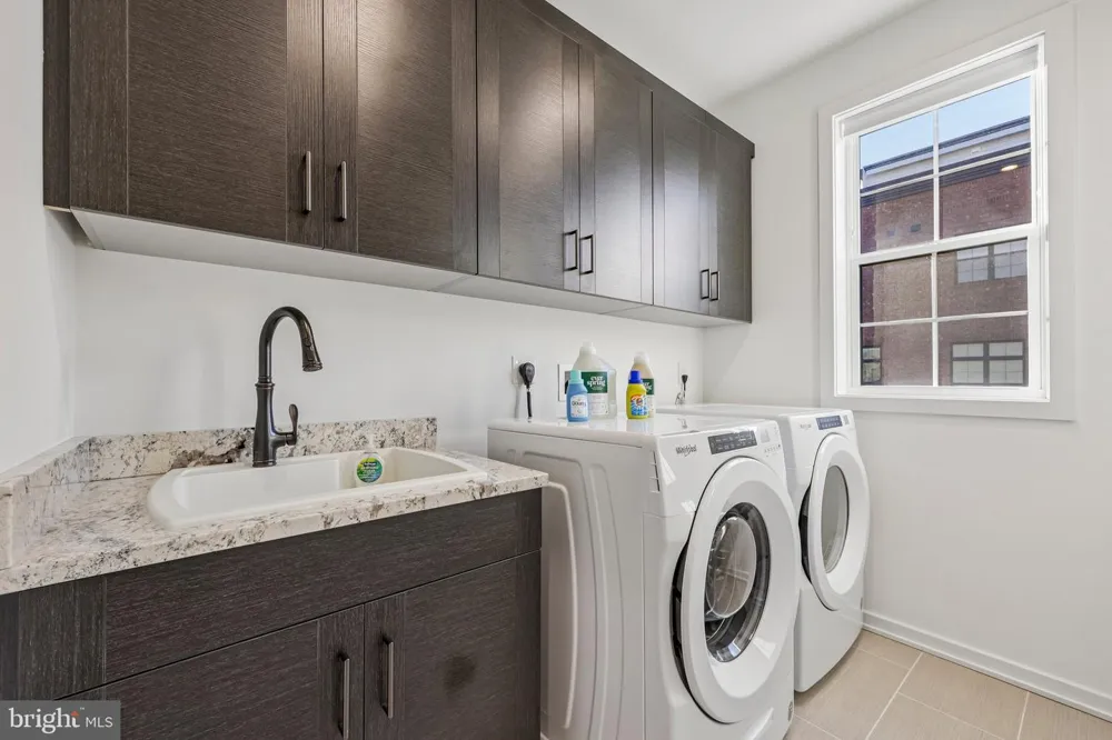 1746 MCKENNA POINT DRIVE #1601 Mclean, VA 22102