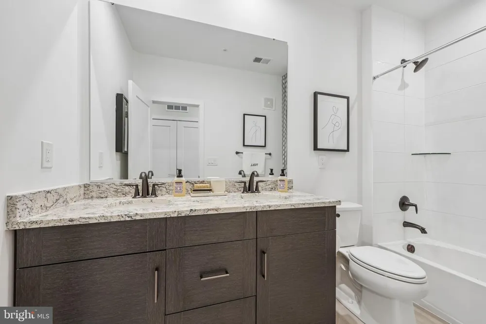 1746 MCKENNA POINT DRIVE #1601 Mclean, VA 22102