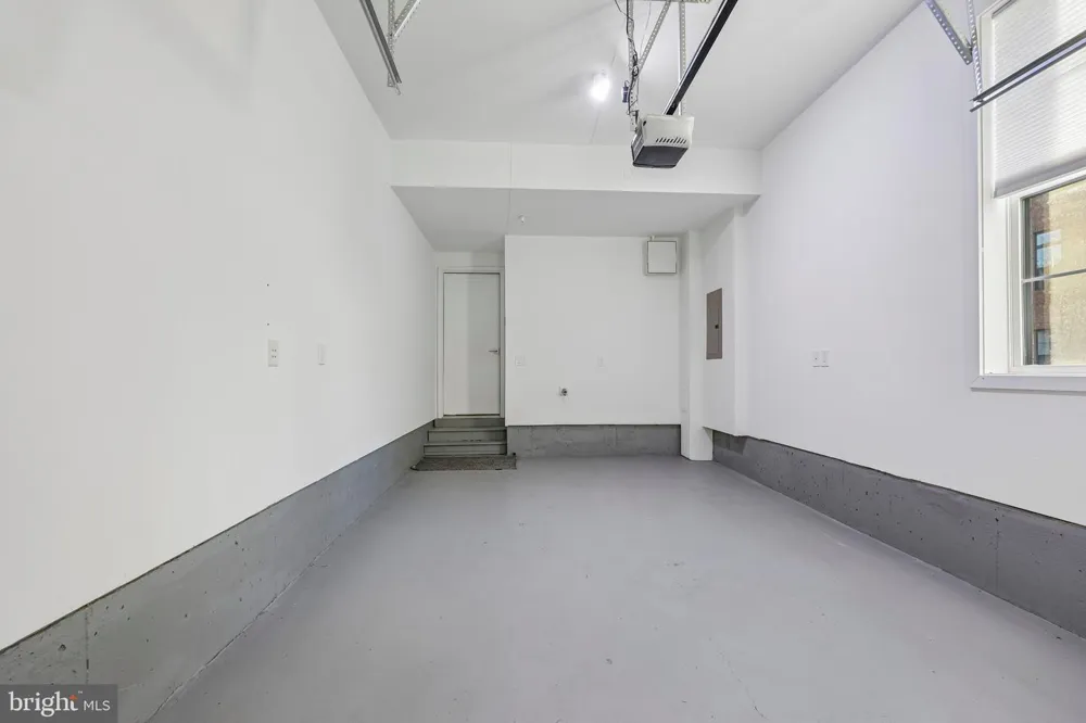 1746 MCKENNA POINT DRIVE #1601 Mclean, VA 22102