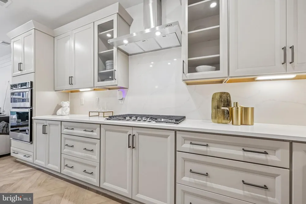 1746 MCKENNA POINT DRIVE #1601 Mclean, VA 22102
