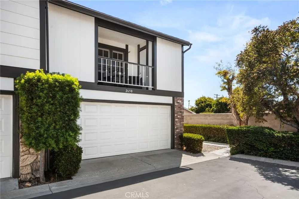 2650 W Meadowview Lane Anaheim, CA 92804