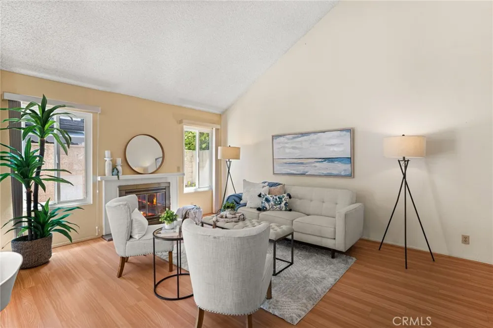 2650 W Meadowview Lane Anaheim, CA 92804