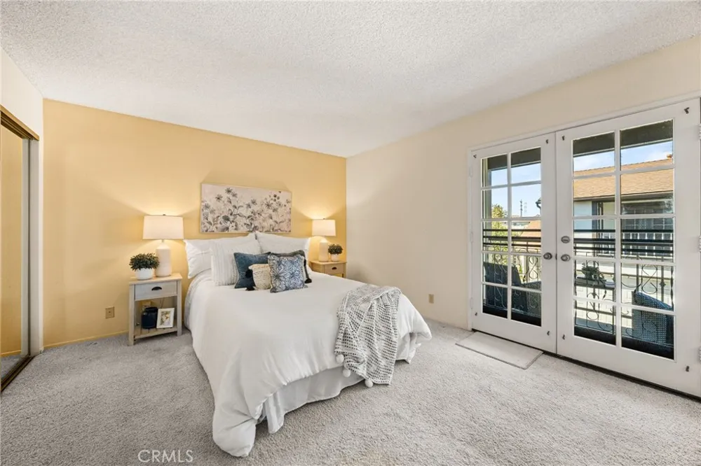 2650 W Meadowview Lane Anaheim, CA 92804