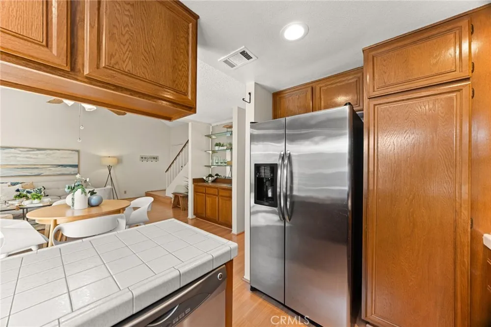 2650 W Meadowview Lane Anaheim, CA 92804