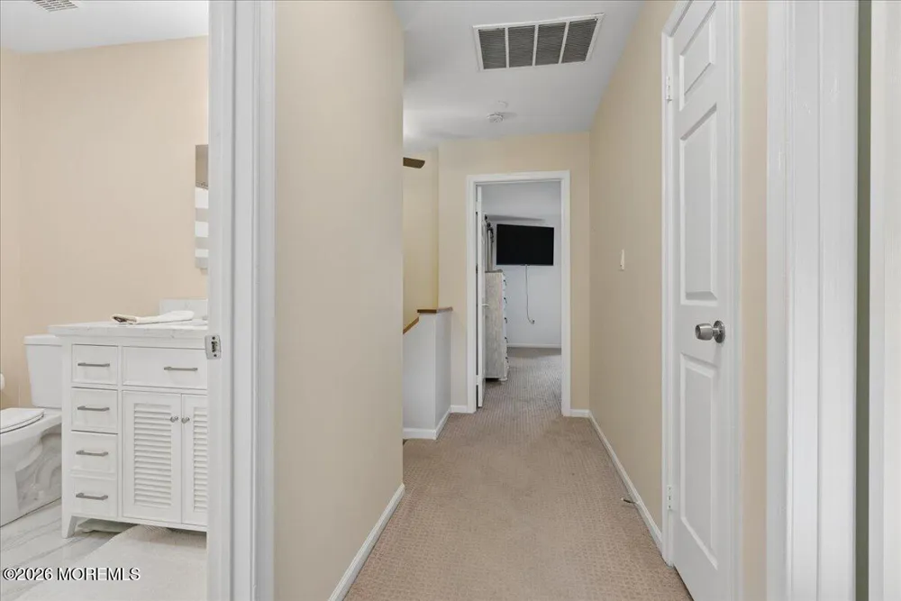 193 Pear Drive Marlboro, NJ 07746